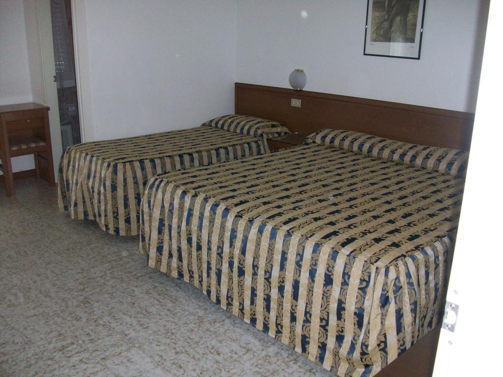 Hotel Santorotto Di Fabio Terrosi Sinalunga Δωμάτιο φωτογραφία