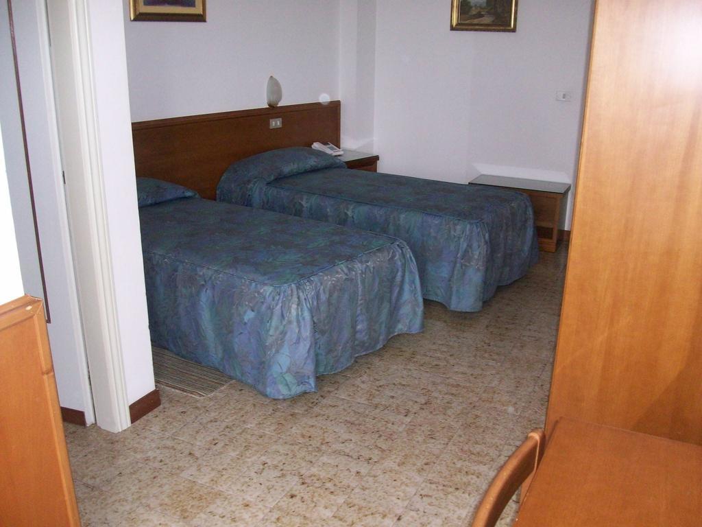 Hotel Santorotto Di Fabio Terrosi Sinalunga Δωμάτιο φωτογραφία